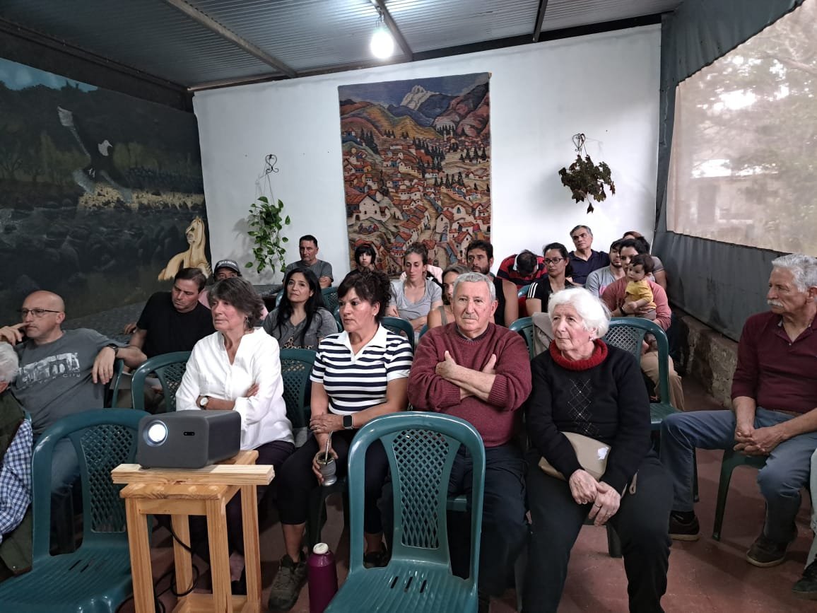 Foto de la noticia: Reunión abierta a la comunidad: otro paso más